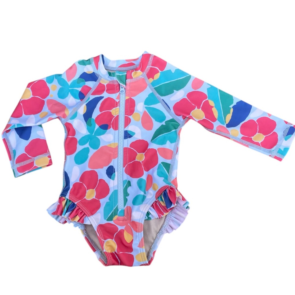 NWOT Tea Rash Guard Baby Swimsuit W Ruffe Detail Sz 3-6 months Hibiscus Floral
